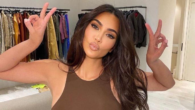 Kim Kardashian festeja el Halloween con "exótico" look