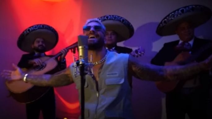 ¿Maluma tampoco canta mal las rancheras? Hace dueto con Carlos Rivera y se vuelve tendencia