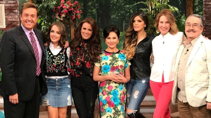Popular cantante se integra a las filas de TV Azteca