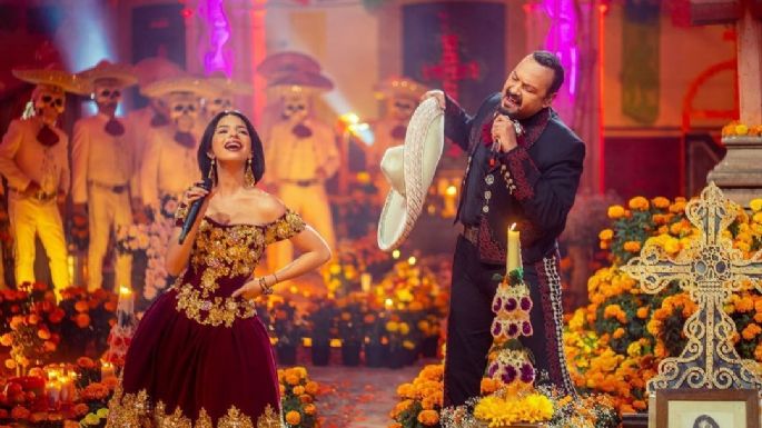 Pepe Aguilar se pone celoso por el revelador vestido que lleva su hija, Ángela Aguilar