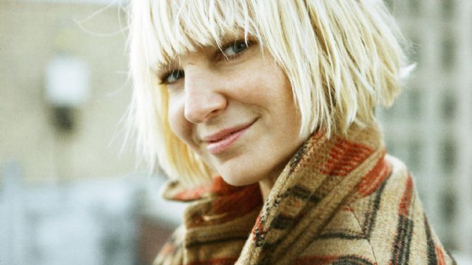 "Me engañó con una relación adúltera, está enfermo": Sia acerca de Shia LaBeouf