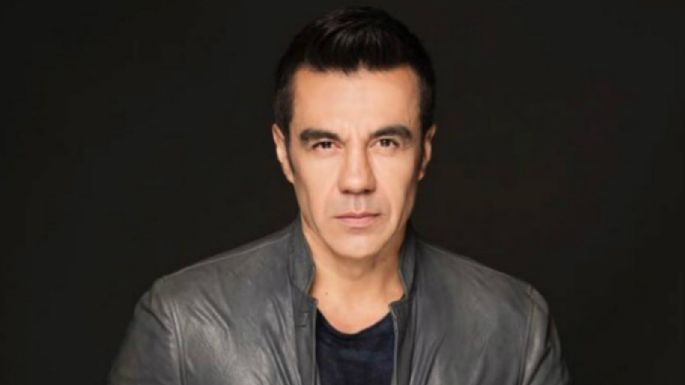 Adrián Uribe cumple 50 años y lo festeja con su familia: "Celebro un año más de vida"