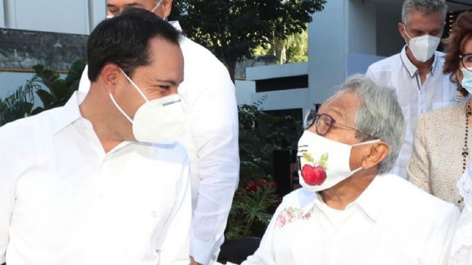 Seguidores de Armando Manzanero culpan a Mauricio Vila por contagio de Covid-19 del cantautor