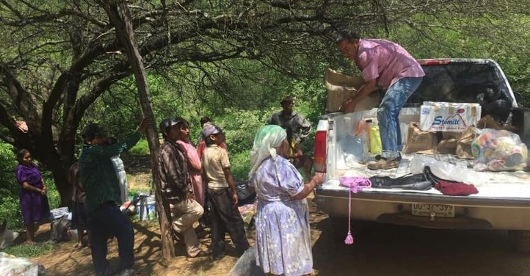 Entrega de cobijas en la Sierra Tarahumara 