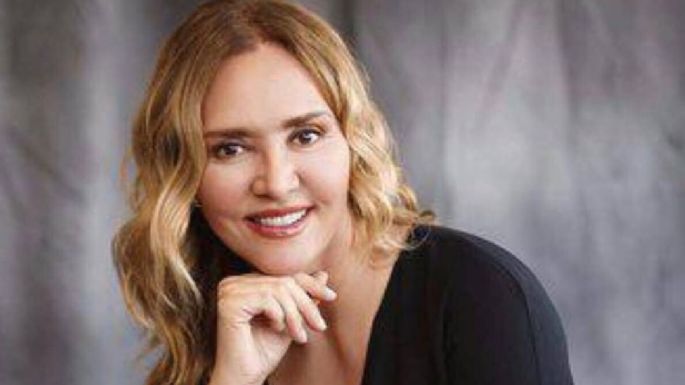 Padre de la empresaria Angélica Fuentes arremete en contra de ella por "sus mentiras"