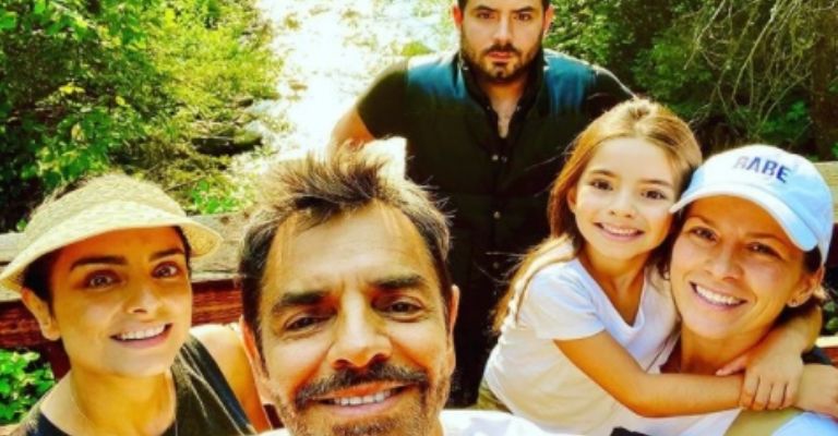 Durante un viaje con los Derbez