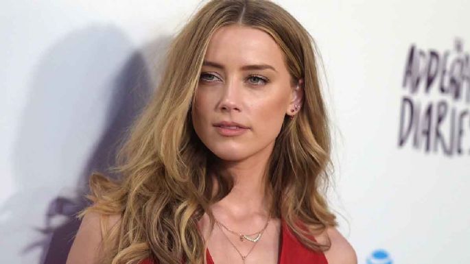 Tras un clip de entrenamiento, Amber Heard postea foto con su rostro completamente limpio