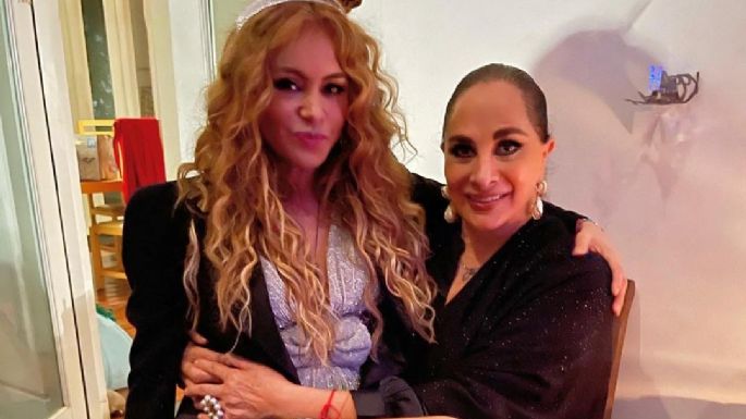 La actriz Susana Dosamantes, madre de Paulina Rubio, es vacunada contra el Covid-19