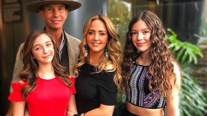 El cantante Erik Rubín reconoce que no le molesta que en redes sociales lo llamen suegro