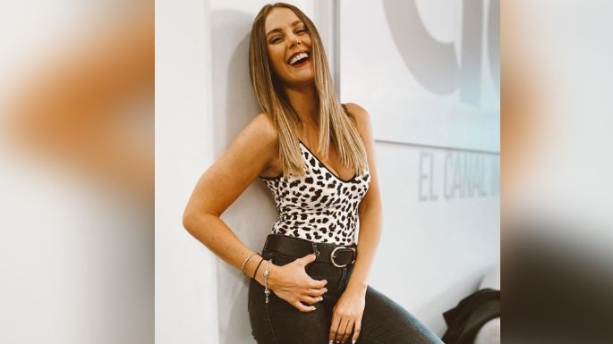 Andrea Sola, la guapa conductora de TV Azteca que conquista desde el mar