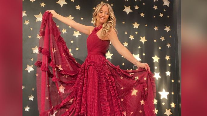 Andrea Legarreta enloquece Televisa al posar en sensual vestido negro desde 'Hoy'