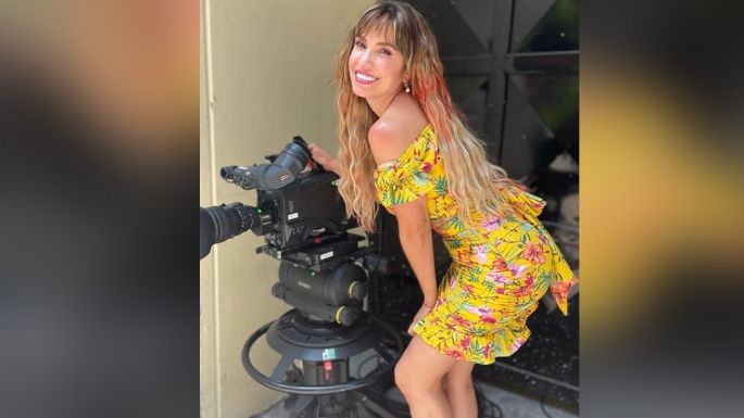 Andrea Escalona enloquece a Televisa al posar en sensual vestido desde 'Hoy'