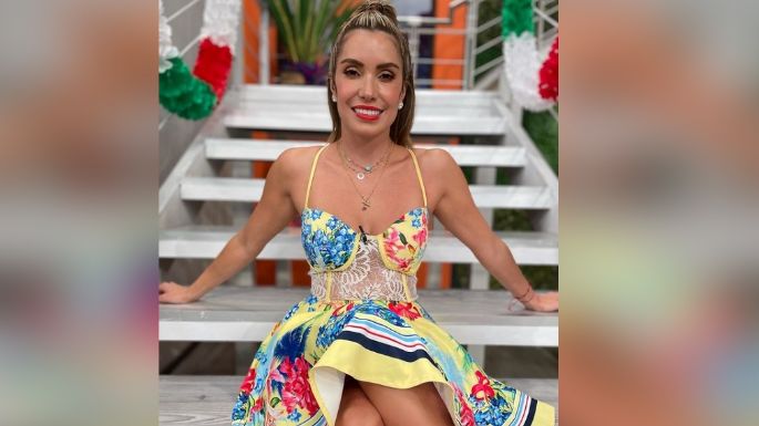 Andrea Escalona deslumbra las redes con coqueto outfit gris; este es su look