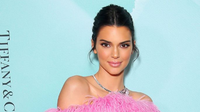 Kendal Jenner posa con coqueto look verde y roba corazones en Instagram