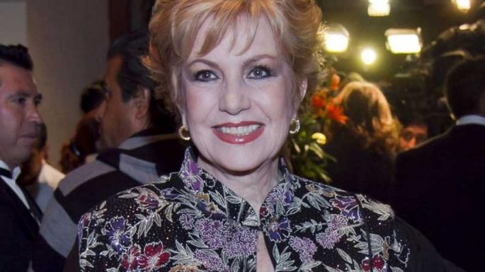 Maxine Woodside revela la dolorosa reacción que tuvo tras vacunarse contra Covid-19