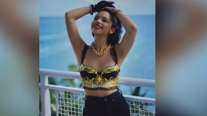 Ángela Aguilar roba corazones en todo Instagram con coqueto 'outfit' verde