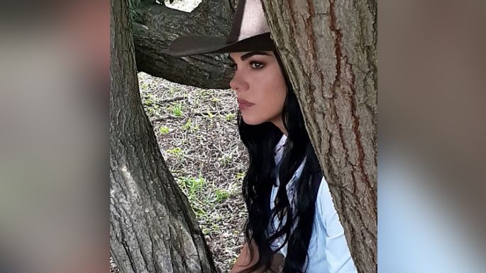 Livia Brito enloquece a Televisa al asolearse y posar para Instagram de traje negro