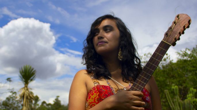 ¡Maravilloso! 'Sin ataduras', el nuevo sencillo de Liza Xihuala