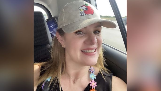 Érika Buenfil deleita a todo Televisa con su belleza en 'outfit' negro