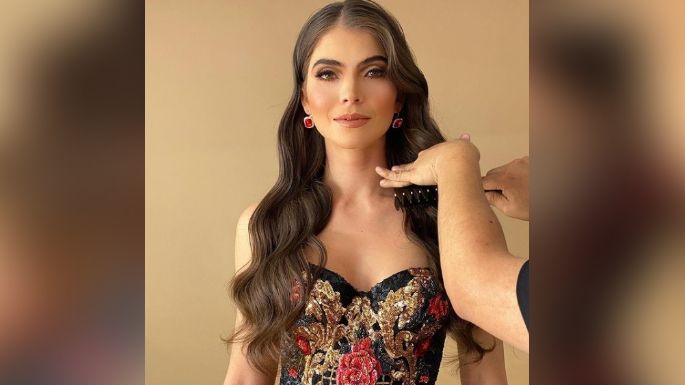 Esmeralda Ugalde conquista a todo TV Azteca al lucirse en elegante vestido rosa