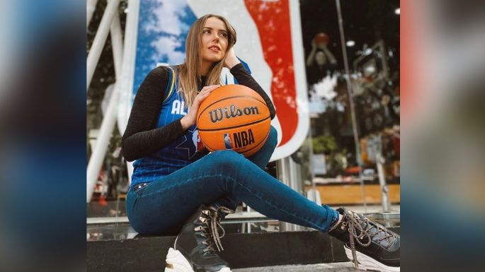 Andrea Sola, la guapa conductora de TV Azteca que conquista desde ADN 40