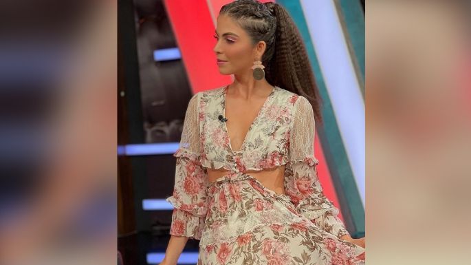 Esmeralda Ugalde enloquece a TV Azteca al asolearse de esta coqueta forma desde la playa