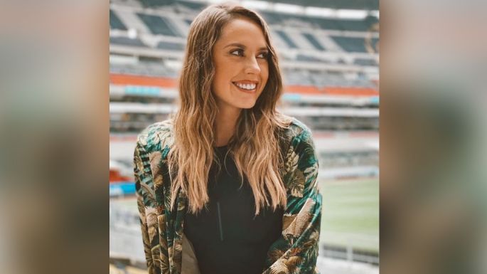 Andrea Sola, la guapa conductora de TV Azteca que conquista a la orilla del mar