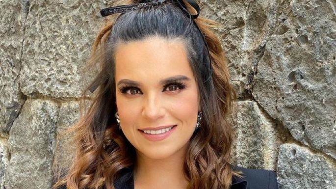 FOTO: Tania Rincón roba el aliento al posar con un increíble outfit desde Televisa