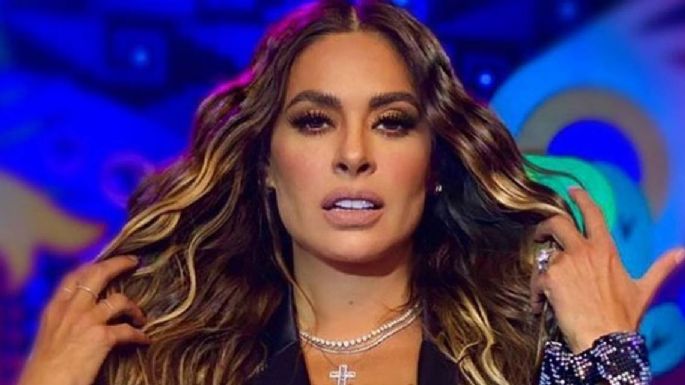 FOTO: Galilea Montijo roba suspiros con coqueto outfit desde el foro de Televisa
