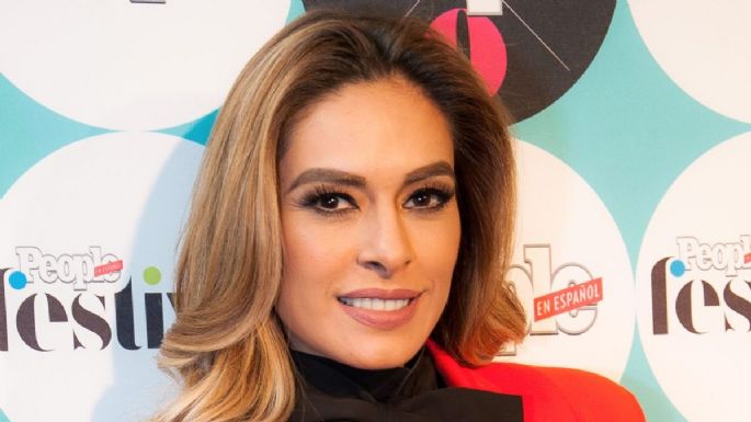 FOTO: Galilea Montijo sorprende a Televisa al posar con entallado outfit negro