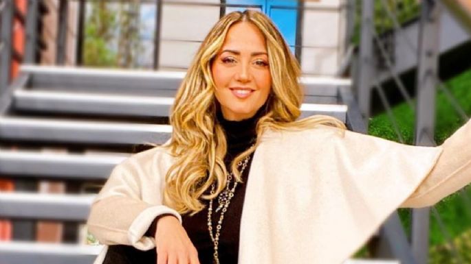 Andrea Legarreta posa con coqueto vestido en 'Hoy' y enamora a toda Televisa