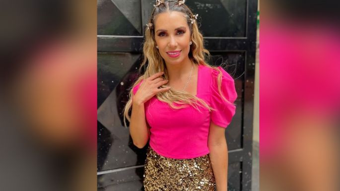 Andrea Escalona cautiva a Televisa al lucirse en maravilloso atuendo desde 'Hoy'