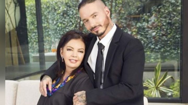 J Balvin vuelve a pedir oraciones por la salud de su mamá; estas son sus palabras