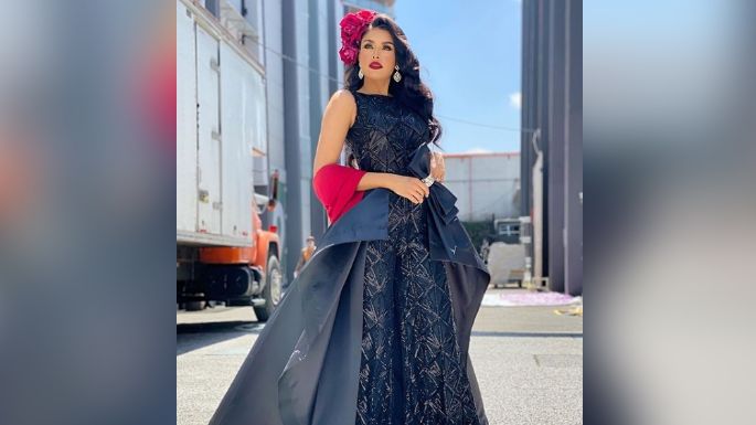 Kristal Silva deleita a TV Azteca al posar en hermoso vestido azul desde 'VLA'