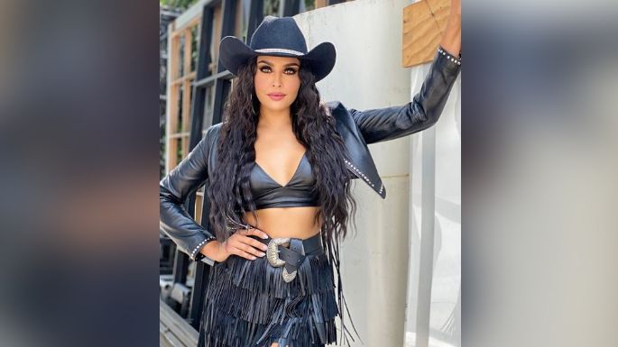 Kristal Silva hace arder a TV Azteca al posar en sensual 'outfit' transparente desde 'VLA'