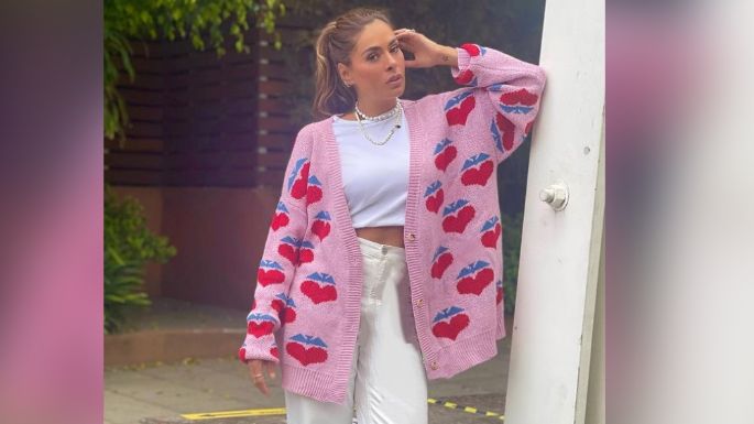 FOTO: Galilea Montijo levanta suspiros al posar con coqueto vestido amarillo