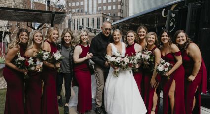 Tom Hanks sorprende a una fanática y llega sin ser invitado a una boda; mira aquí las fotos