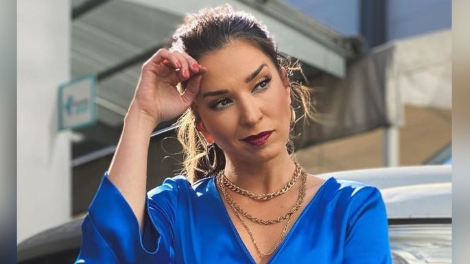 FOTO: Laura G deja en shock a todo TV Azteca con su distinguido look negro