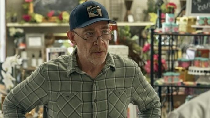 Prime Video lanza el trailer de ' Night Sky' la nueva serie de ciencia ficción con J.K. Simmons