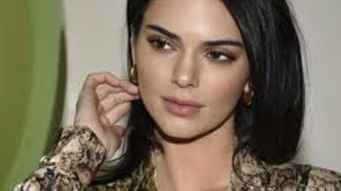 Kendall Jenner luce entallado vestido negro y enciende las redes