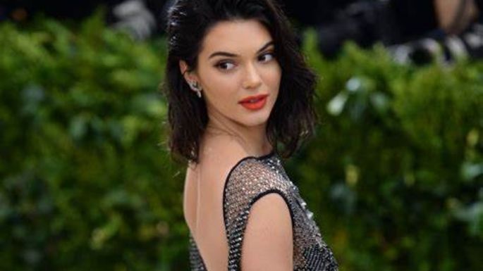 FOTO: Kendall Jenner demuestra cómo lucir espectacular con un coqueto vestido verde
