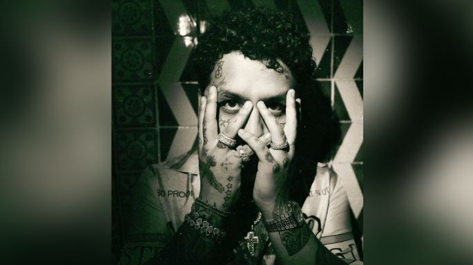 "No estoy bien": Christian Nodal reaparece y preocupa a fans con este triste mensaje