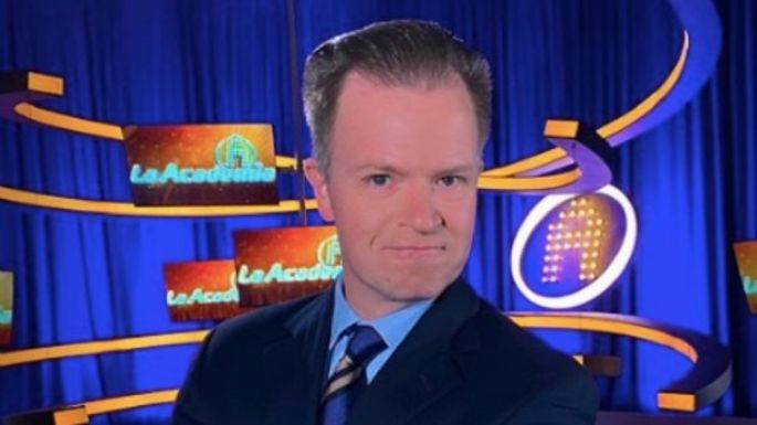 Esta es la canción que enloquece a Arturo López Gavito y podría bailarla en poca ropa