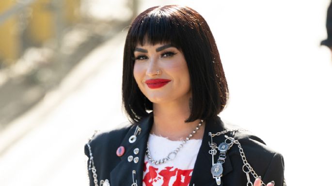 Demi Lovato vuelve a utilizar el pronombre "ella" tras declararse como género no binario