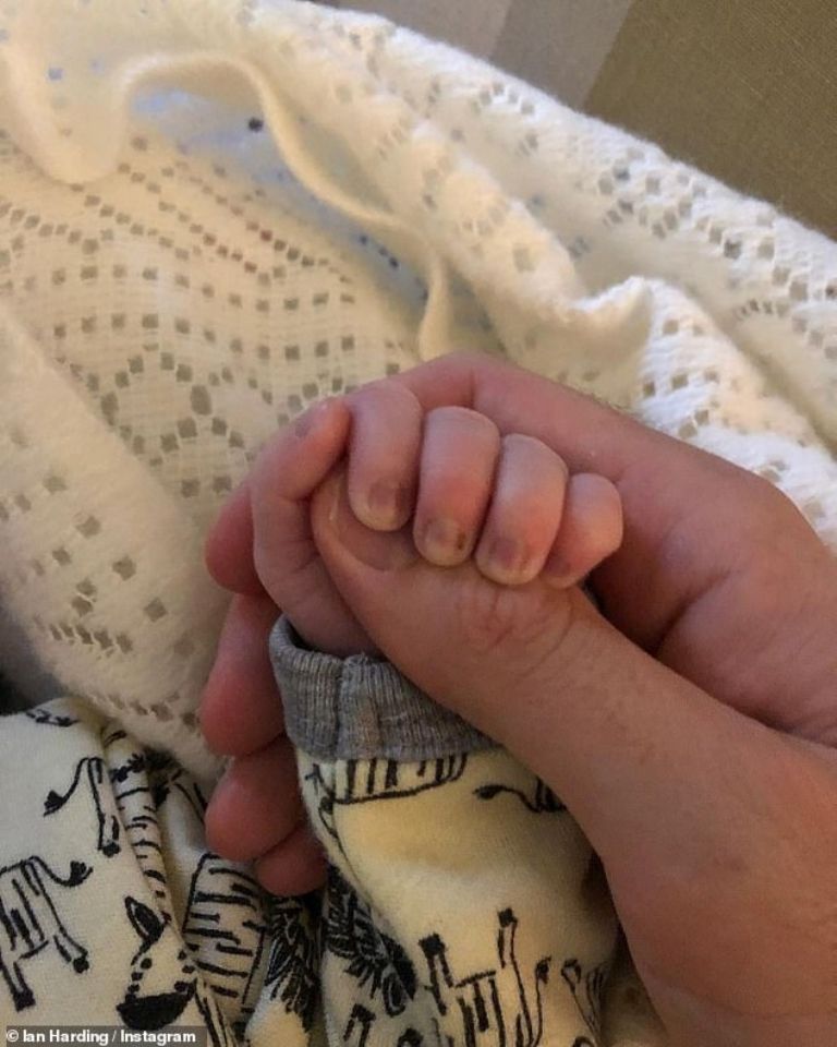 Instagram Ian Harding