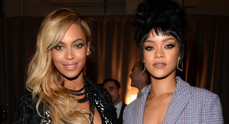 Rihanna revela que vio varias veces el show de medio tiempo del Super Bowl de Beyoncé por esto