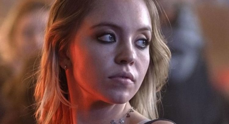 'Americana': La nueva comedia oscura protagonizada por Sydney Sweeney que no puedes perderte