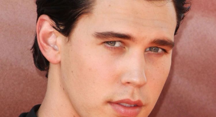 Austin Butler revela que perdió la voz durante el rodaje de 'Elvis' por esta canción