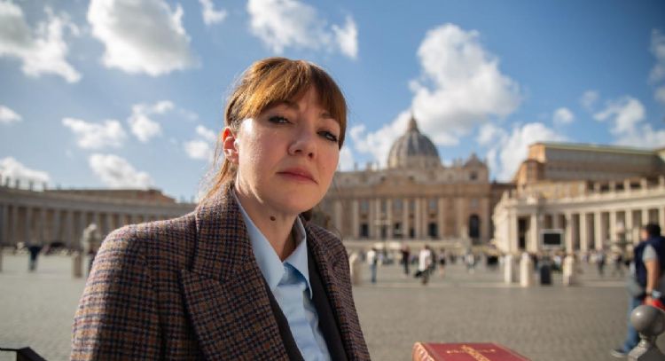 'La tierra según Philomena Cunk', el falso documental británico que es aplaudida por la crítica