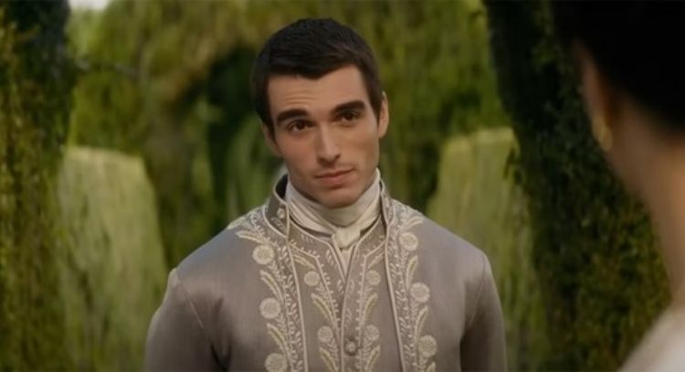 Las nuevas imágenes de 'Queen Charlotte: A Bridgerton Story' muestra al joven rey George
